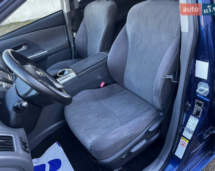 Синий Тойота Prius v, объемом двигателя 1.8 л и пробегом 253 тыс. км за 11499 $, фото 20 на Automoto.ua