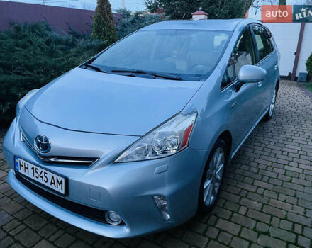 Синий Тойота Prius v, объемом двигателя 1.8 л и пробегом 130 тыс. км за 15300 $, фото 7 на Automoto.ua
