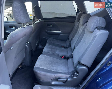 Синий Тойота Prius v, объемом двигателя 1.8 л и пробегом 253 тыс. км за 11499 $, фото 32 на Automoto.ua
