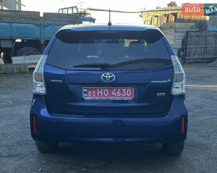 Синий Тойота Prius v, объемом двигателя 1.8 л и пробегом 253 тыс. км за 11499 $, фото 5 на Automoto.ua