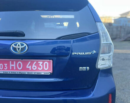 Синий Тойота Prius v, объемом двигателя 1.8 л и пробегом 253 тыс. км за 11499 $, фото 16 на Automoto.ua