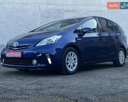 Синий Тойота Prius v, объемом двигателя 1.8 л и пробегом 253 тыс. км за 11499 $, фото 8 на Automoto.ua