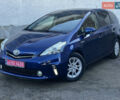 Синий Тойота Prius v, объемом двигателя 1.8 л и пробегом 253 тыс. км за 11499 $, фото 1 на Automoto.ua