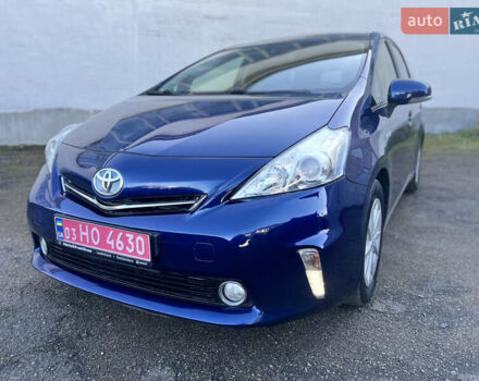 Синий Тойота Prius v, объемом двигателя 1.8 л и пробегом 253 тыс. км за 11499 $, фото 13 на Automoto.ua