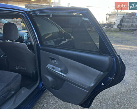 Синий Тойота Prius v, объемом двигателя 1.8 л и пробегом 253 тыс. км за 11499 $, фото 34 на Automoto.ua