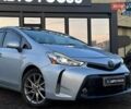 Синій Тойота Prius v, об'ємом двигуна 1.8 л та пробігом 248 тис. км за 18490 $, фото 1 на Automoto.ua