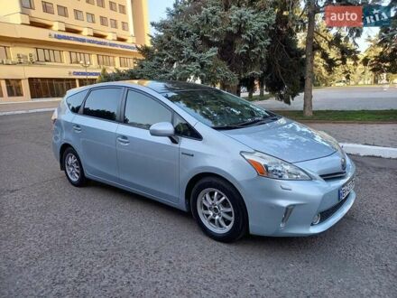 Тойота Prius v 2012 в Черноморске (Ильичевске) на Automoto.ua Синий Тойота Prius v, объемом двигателя 1.8 л и пробегом 233 тыс. км за 12500 $, фото 1 на Automoto.ua