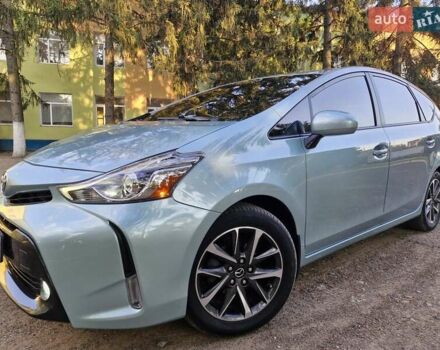 Зелений Тойота Prius v, об'ємом двигуна 1.8 л та пробігом 161 тис. км за 18500 $, фото 2 на Automoto.ua