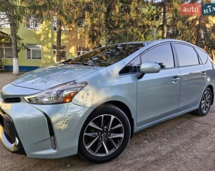 Зелений Тойота Prius v, об'ємом двигуна 1.8 л та пробігом 161 тис. км за 18500 $, фото 5 на Automoto.ua