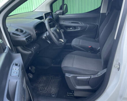 Білий Тойота Proace City, об'ємом двигуна 1.5 л та пробігом 30 тис. км за 18499 $, фото 10 на Automoto.ua