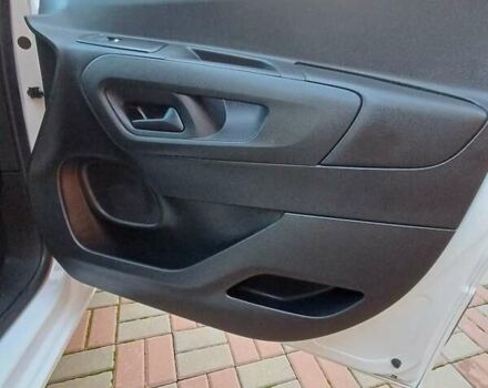 Белый Тойота Proace City, объемом двигателя 1.5 л и пробегом 179 тыс. км за 15950 $, фото 28 на Automoto.ua