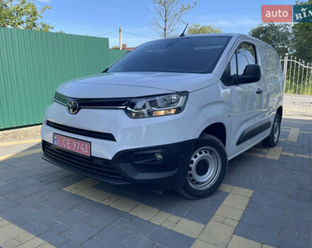 Білий Тойота Proace City, об'ємом двигуна 1.5 л та пробігом 30 тис. км за 18499 $, фото 4 на Automoto.ua