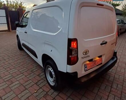 Белый Тойота Proace City, объемом двигателя 1.5 л и пробегом 179 тыс. км за 15950 $, фото 13 на Automoto.ua