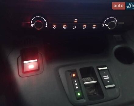 Белый Тойота Proace City, объемом двигателя 0 л и пробегом 129 тыс. км за 16999 $, фото 15 на Automoto.ua