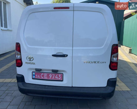 Белый Тойота Proace City, объемом двигателя 1.5 л и пробегом 30 тыс. км за 18500 $, фото 7 на Automoto.ua