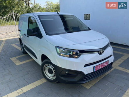 Білий Тойота Proace City, об'ємом двигуна 1.5 л та пробігом 30 тис. км за 17999 $, фото 1 на Automoto.ua