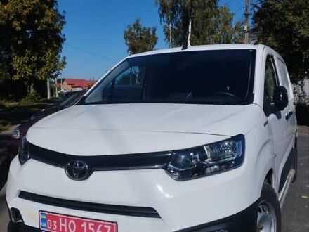 Білий Тойота Proace City, об'ємом двигуна 0 л та пробігом 129 тис. км за 16999 $, фото 1 на Automoto.ua