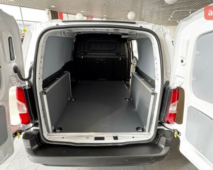 Тойота Proace City, объемом двигателя 1.5 л и пробегом 0 тыс. км за 25641 $, фото 7 на Automoto.ua