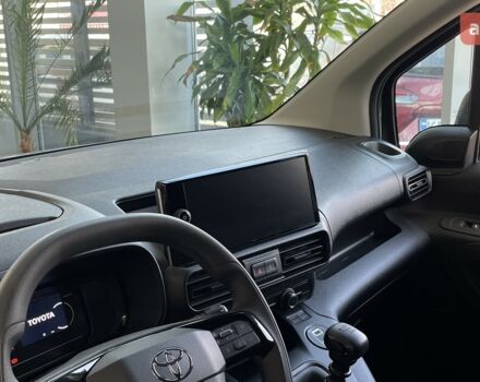 Тойота Proace City, объемом двигателя 1.5 л и пробегом 0 тыс. км за 26250 $, фото 2 на Automoto.ua