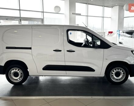 Тойота Proace City, объемом двигателя 1.5 л и пробегом 0 тыс. км за 25641 $, фото 1 на Automoto.ua