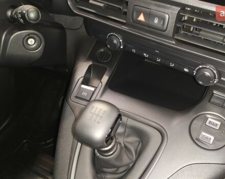 Тойота Proace City, объемом двигателя 1.5 л и пробегом 0 тыс. км за 26628 $, фото 11 на Automoto.ua