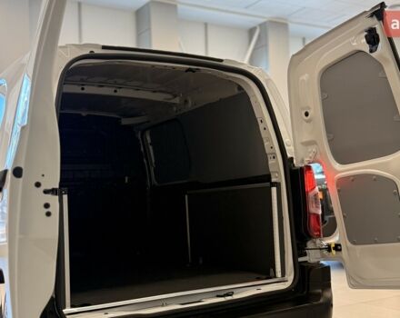 Тойота Proace City, объемом двигателя 1.5 л и пробегом 0 тыс. км за 26386 $, фото 18 на Automoto.ua