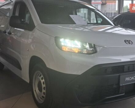 Тойота Proace City, объемом двигателя 1.5 л и пробегом 0 тыс. км за 25462 $, фото 2 на Automoto.ua