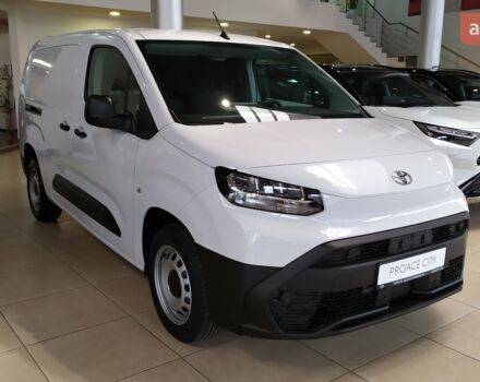 Тойота Proace City, объемом двигателя 1.5 л и пробегом 0 тыс. км за 26628 $, фото 2 на Automoto.ua