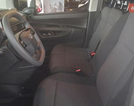 Тойота Proace City, объемом двигателя 1.5 л и пробегом 0 тыс. км за 25368 $, фото 8 на Automoto.ua