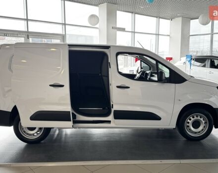 Тойота Proace City, объемом двигателя 1.5 л и пробегом 0 тыс. км за 25465 $, фото 1 на Automoto.ua