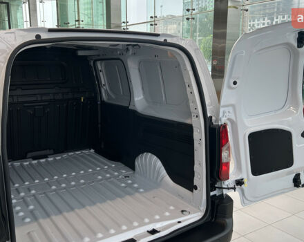 Тойота Proace City, об'ємом двигуна 1.5 л та пробігом 0 тис. км за 25288 $, фото 18 на Automoto.ua