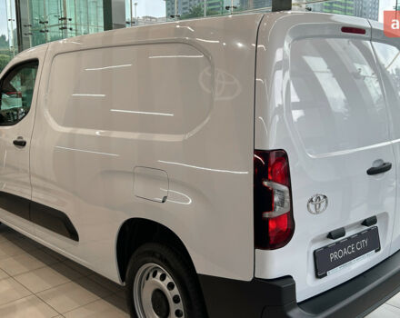 Тойота Proace City, об'ємом двигуна 1.5 л та пробігом 0 тис. км за 25288 $, фото 5 на Automoto.ua