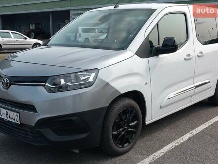 Тойота Proace City Verso 2024 в Полтаве на Automoto.ua Белый Тойота Proace City Verso, объемом двигателя 1.2 л и пробегом 15 тыс. км за 18000 $, фото 1 на Automoto.ua