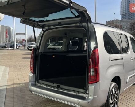 Тойота Proace City Verso, об'ємом двигуна 1.5 л та пробігом 0 тис. км за 34537 $, фото 30 на Automoto.ua