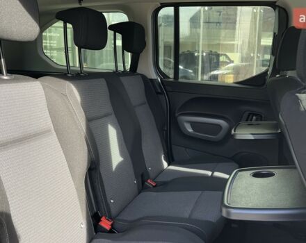 Тойота Proace City Verso, об'ємом двигуна 1.5 л та пробігом 0 тис. км за 34537 $, фото 26 на Automoto.ua