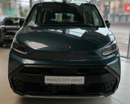 Тойота Proace City Verso, объемом двигателя 1.5 л и пробегом 0 тыс. км за 34273 $, фото 1 на Automoto.ua