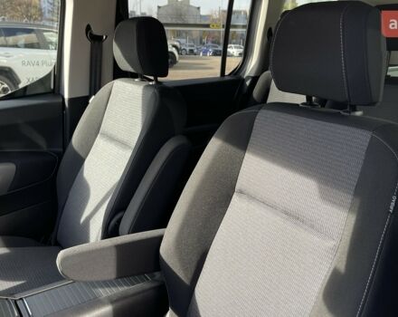 Тойота Proace City Verso, об'ємом двигуна 1.5 л та пробігом 0 тис. км за 34537 $, фото 11 на Automoto.ua