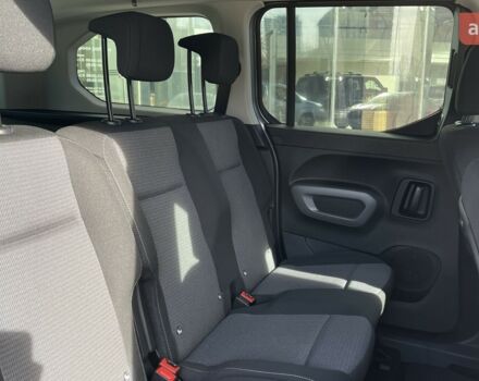 Тойота Proace City Verso, об'ємом двигуна 1.5 л та пробігом 0 тис. км за 34537 $, фото 18 на Automoto.ua