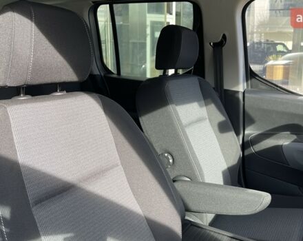 Тойота Proace City Verso, об'ємом двигуна 1.5 л та пробігом 0 тис. км за 34537 $, фото 15 на Automoto.ua