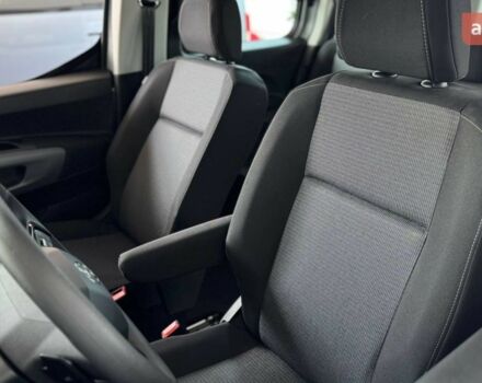 Тойота Proace City Verso, об'ємом двигуна 1.5 л та пробігом 0 тис. км за 29362 $, фото 9 на Automoto.ua