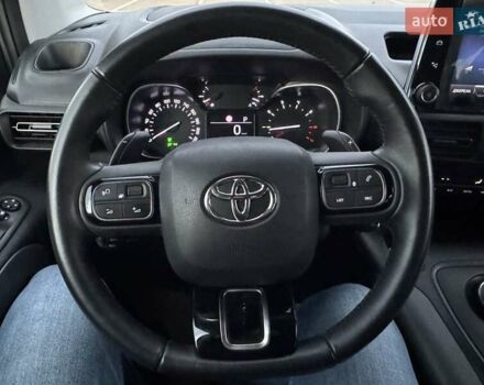 Сірий Тойота Proace City Verso, об'ємом двигуна 1.5 л та пробігом 9 тис. км за 29900 $, фото 46 на Automoto.ua