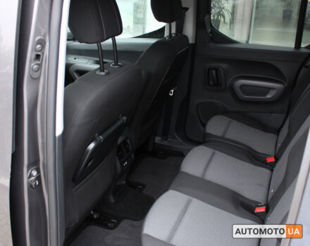 Серый Тойота Proace City Verso, объемом двигателя 1.5 л и пробегом 32 тыс. км за 29257 $, фото 16 на Automoto.ua