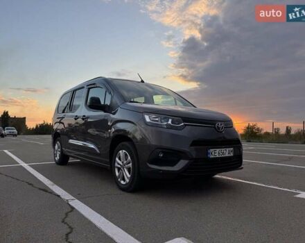 Сірий Тойота Proace City Verso, об'ємом двигуна 1.5 л та пробігом 9 тис. км за 29900 $, фото 5 на Automoto.ua