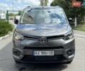 Серый Тойота Proace City Verso, объемом двигателя 1.5 л и пробегом 9 тыс. км за 32000 $, фото 5 на Automoto.ua