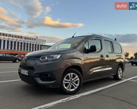 Сірий Тойота Proace City Verso, об'ємом двигуна 1.5 л та пробігом 9 тис. км за 29900 $, фото 25 на Automoto.ua