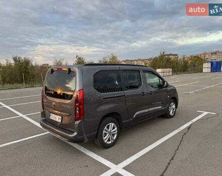 Сірий Тойота Proace City Verso, об'ємом двигуна 1.5 л та пробігом 9 тис. км за 29900 $, фото 11 на Automoto.ua