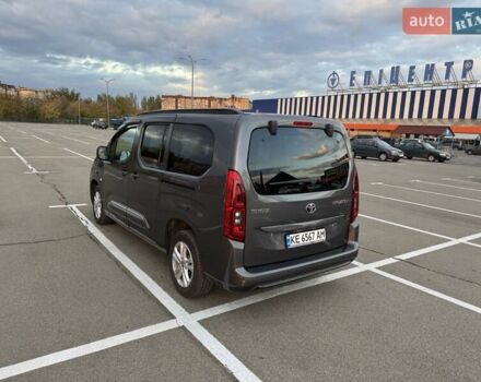 Сірий Тойота Proace City Verso, об'ємом двигуна 1.5 л та пробігом 9 тис. км за 29900 $, фото 16 на Automoto.ua