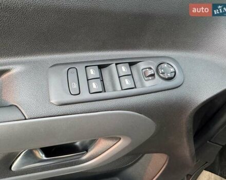 Сірий Тойота Proace City Verso, об'ємом двигуна 1.5 л та пробігом 9 тис. км за 29900 $, фото 37 на Automoto.ua