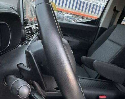 Сірий Тойота Proace City Verso, об'ємом двигуна 1.5 л та пробігом 9 тис. км за 29900 $, фото 45 на Automoto.ua