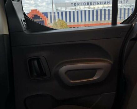 Сірий Тойота Proace City Verso, об'ємом двигуна 1.5 л та пробігом 9 тис. км за 29900 $, фото 58 на Automoto.ua